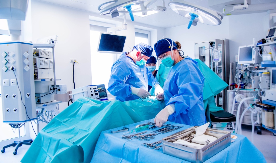 Operacja przepukliny pachwinowej, mosznowej, udowej, pępkowej, kresy białe